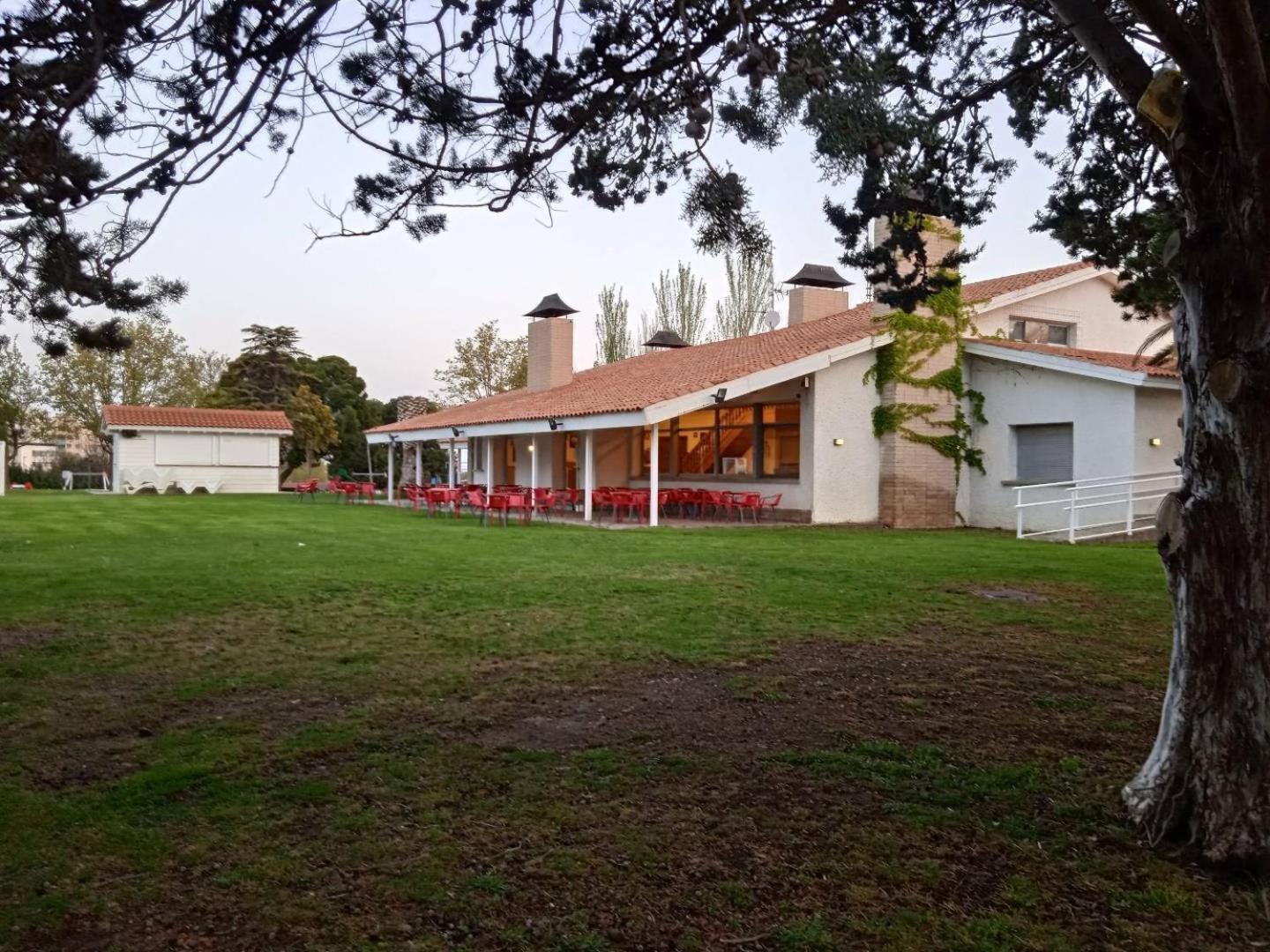 Albergue Zaragoza Camping Exterior foto